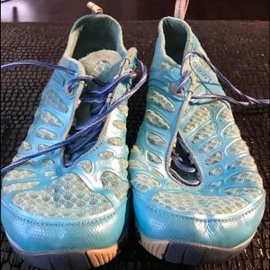 Merrill Aqua blue sneakers sz 10